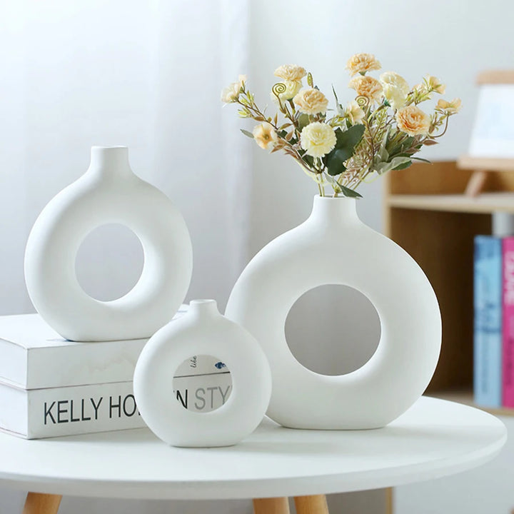 minimalist donut vase for shelves