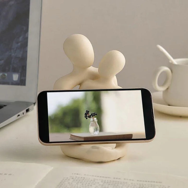 artistic couple statue design