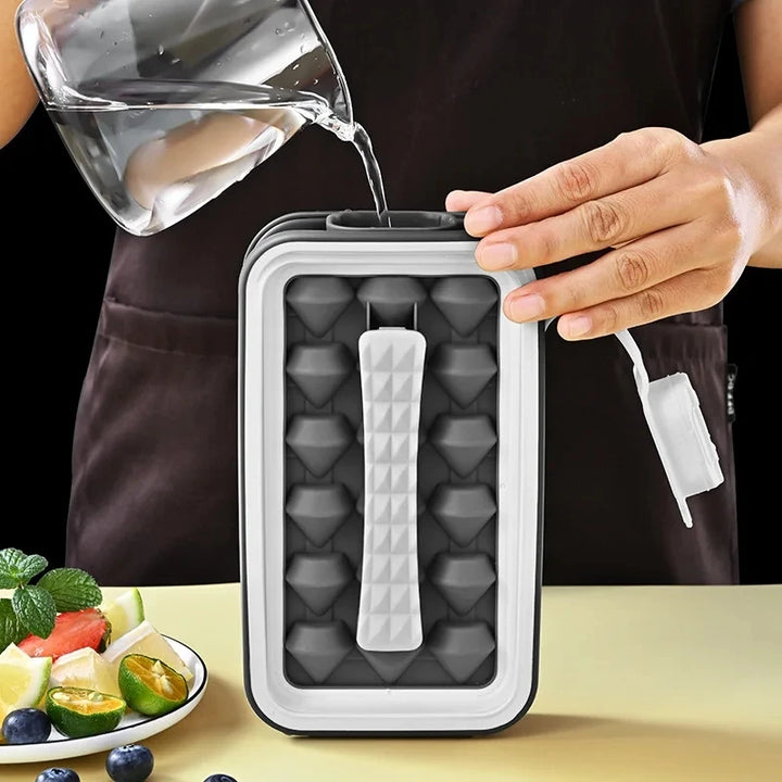 New Ice Cube mold Diamond Shape Ice Maker 18 Ice Cube Mold Foldable Ice Kettle Two-in-one Multi-function Ice Tub Mold