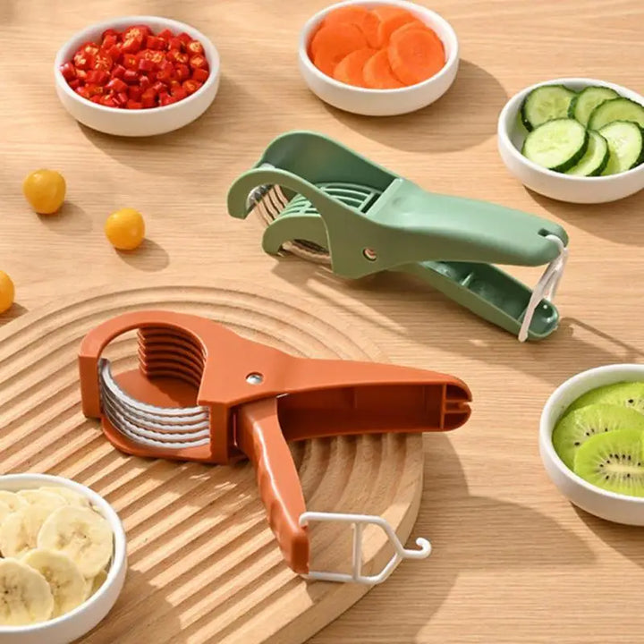Compact Manual Fruit Slicer – Ideal for Salad Prep in Seconds